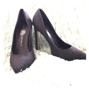 ROCK & REPUBLIC BLACK 👠STILETTOS*HEELS 7.5💋